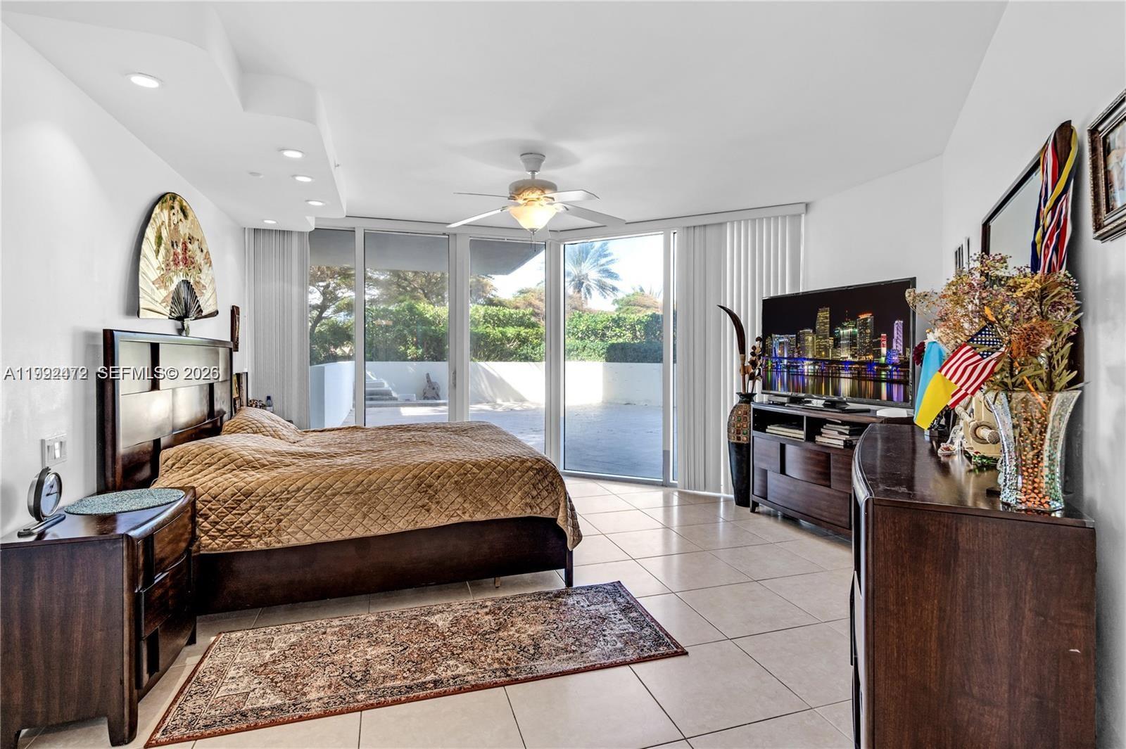 19333 Collins Avenue 304 Property Photo 13