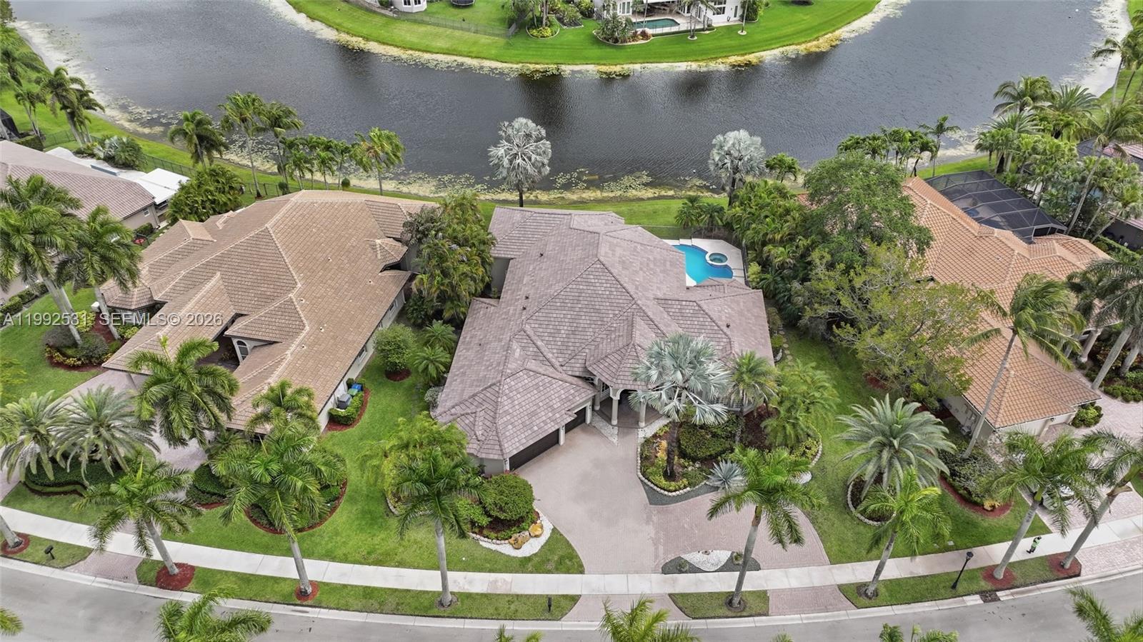 2488 Provence Circle Property Photo 2