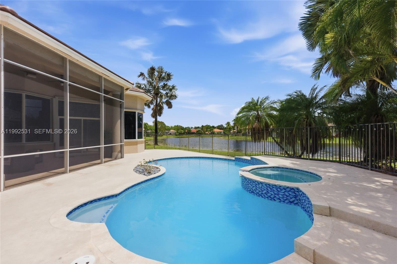 2488 Provence Circle Property Photo 5