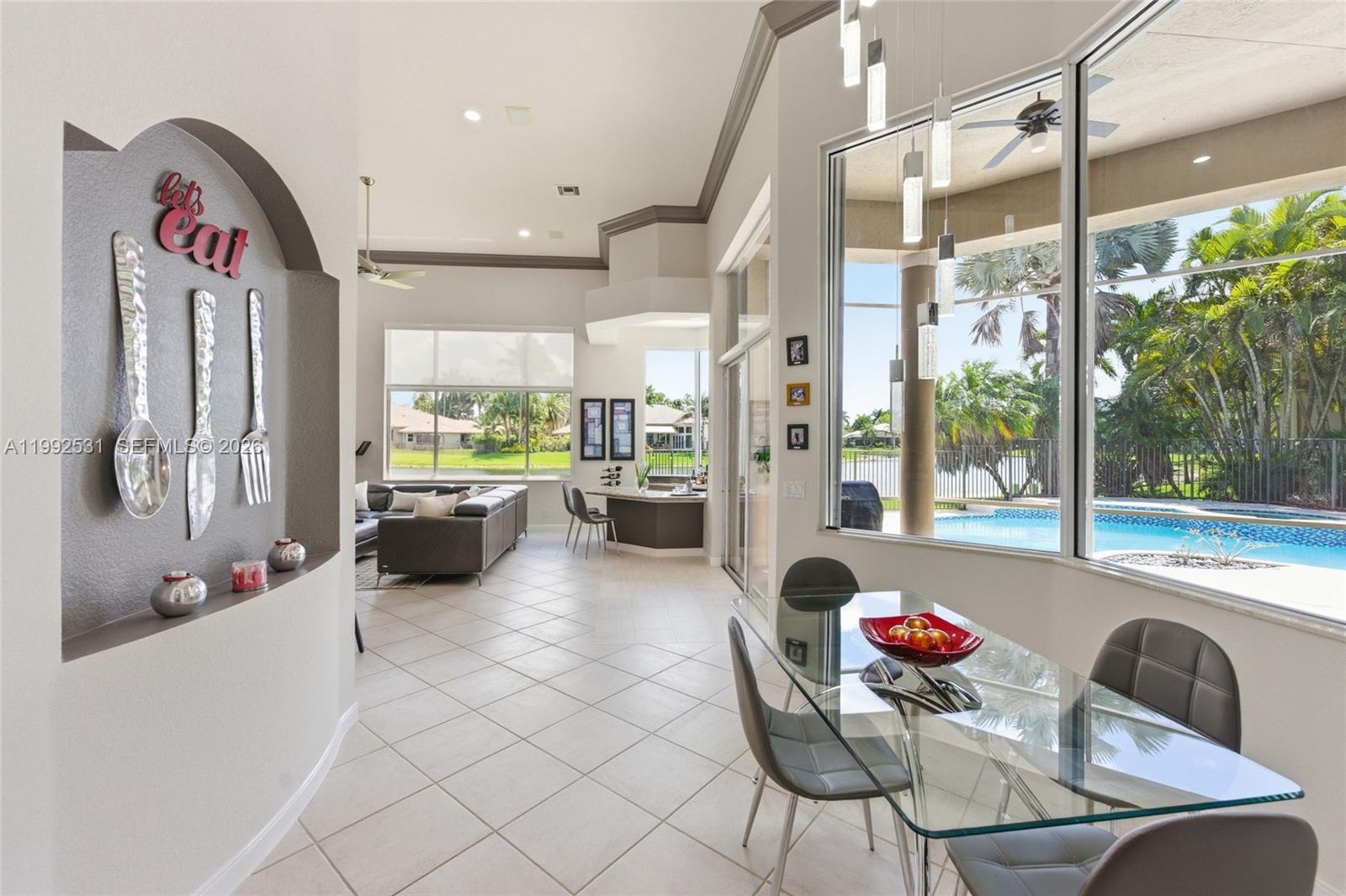 2488 Provence Circle Property Photo 14