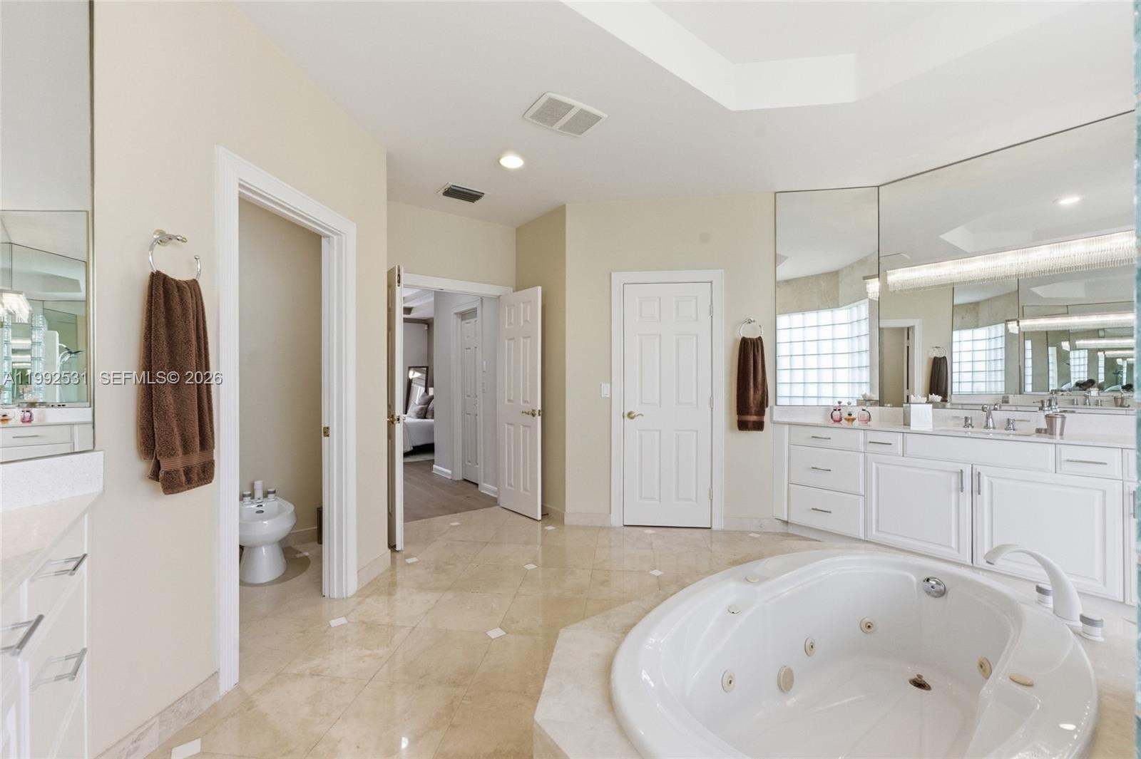 2488 Provence Circle Property Photo 24