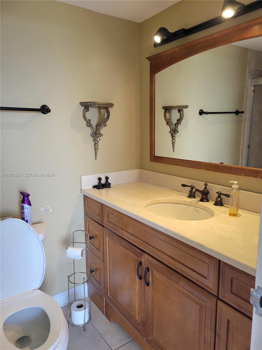 2020 Ne 135th Street 904 Property Photo 6