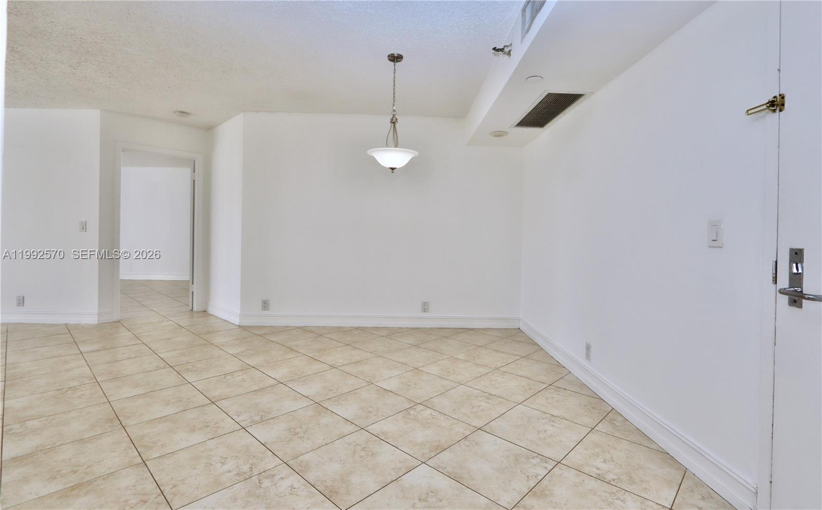 3500 Mystic Pointe Drive 1207 Property Photo 13