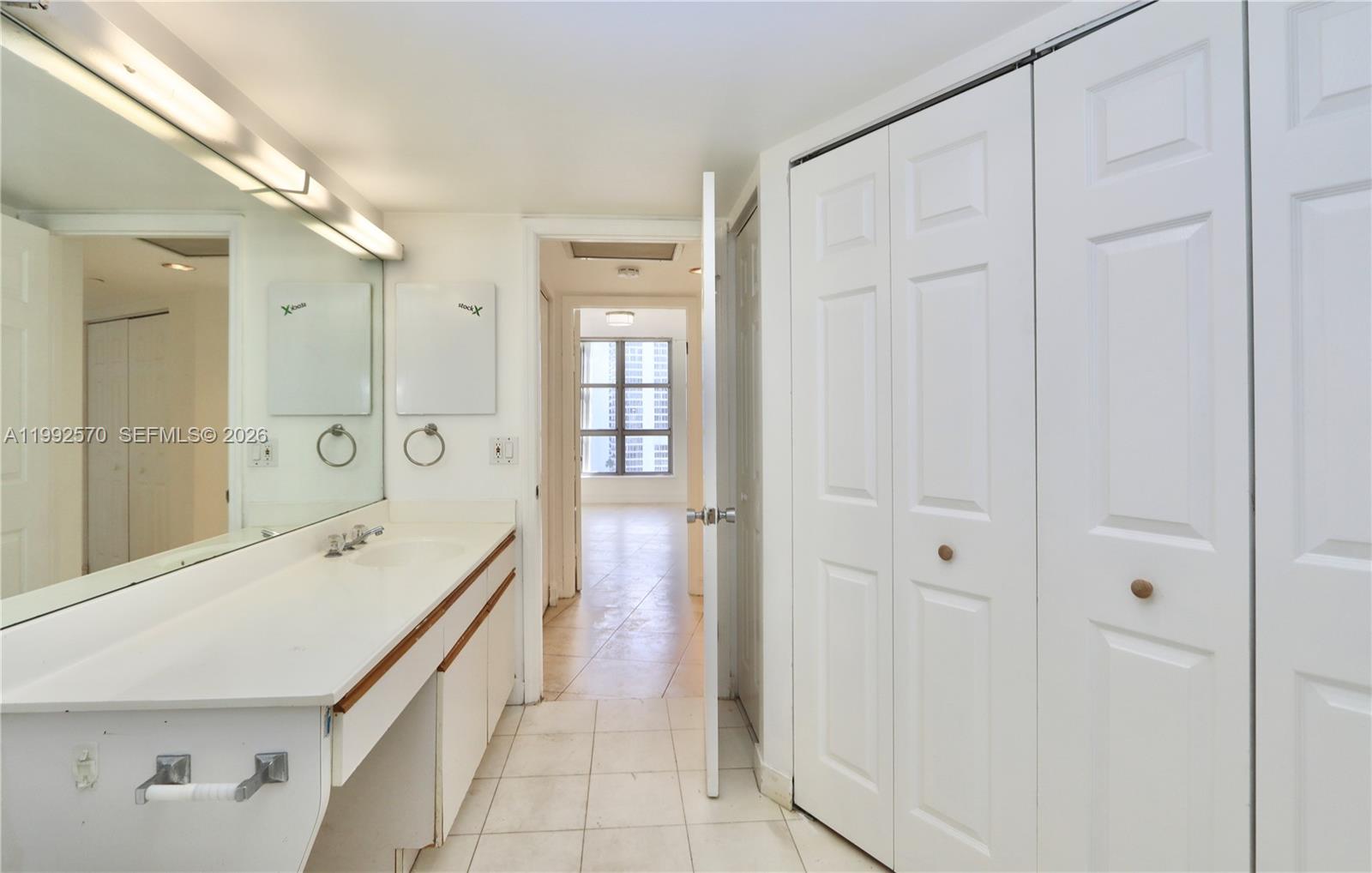 3500 Mystic Pointe Drive 1207 Property Photo 30