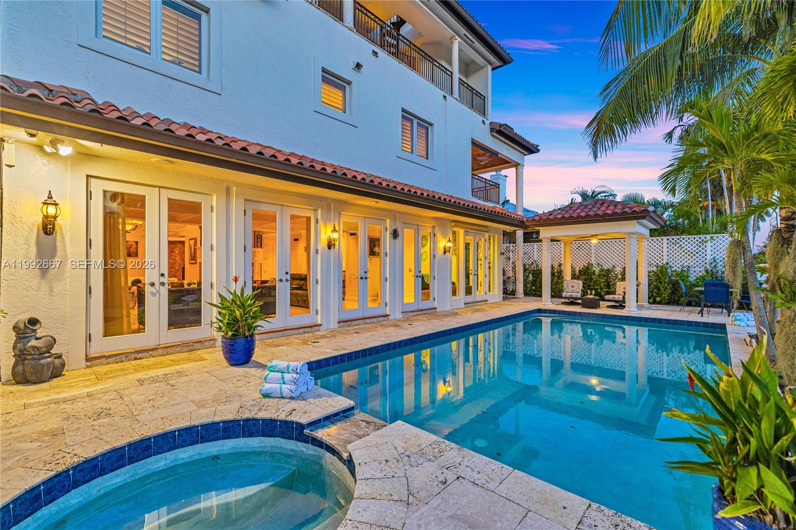 625 Poinciana Property Photo 4