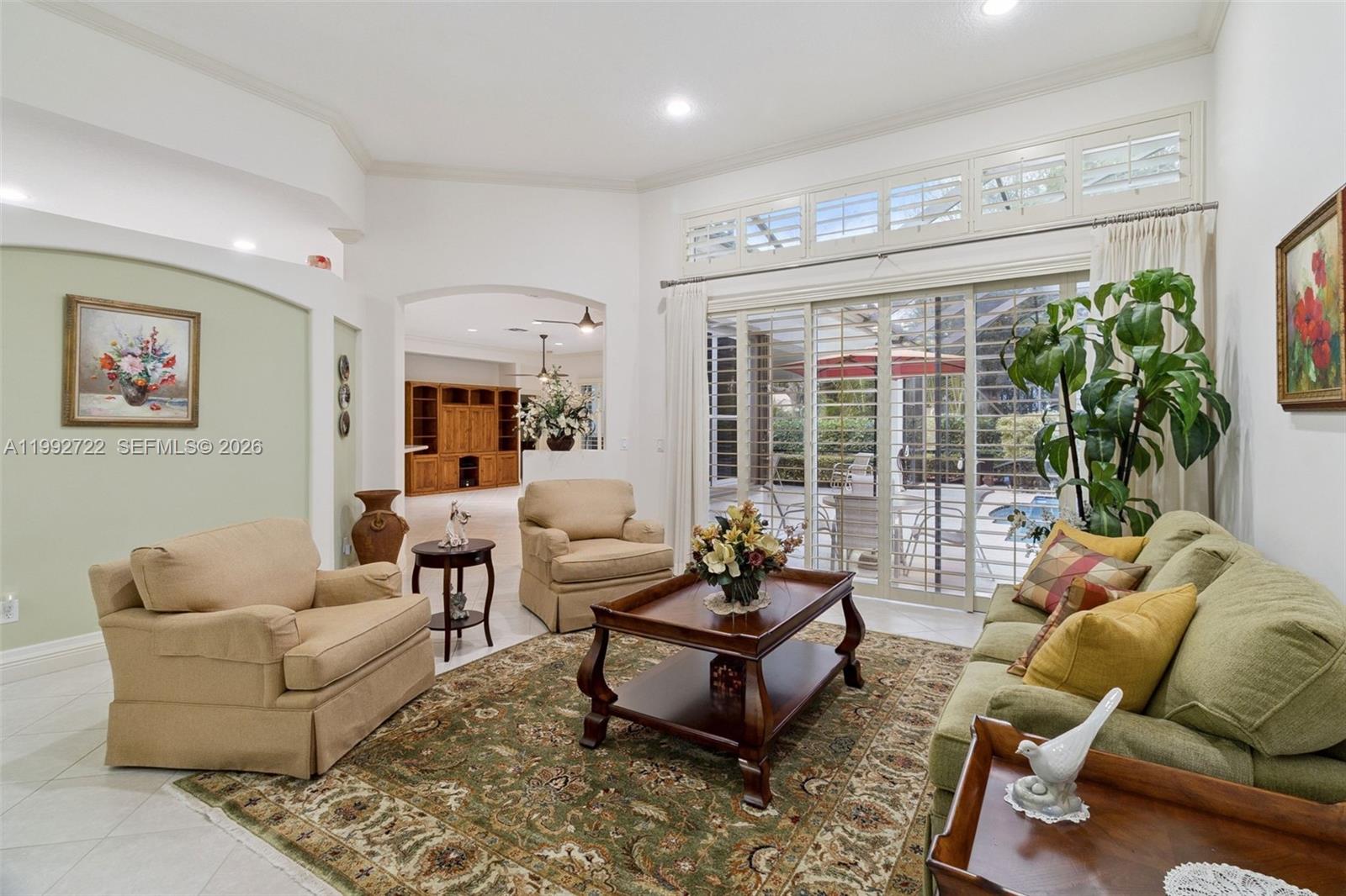 A11992722 Property Photo 5