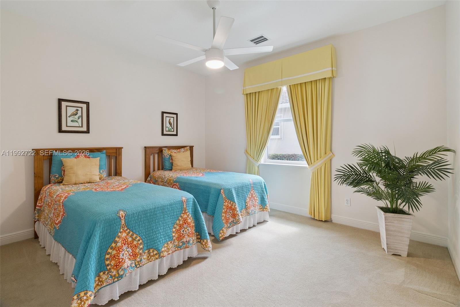A11992722 Property Photo 21