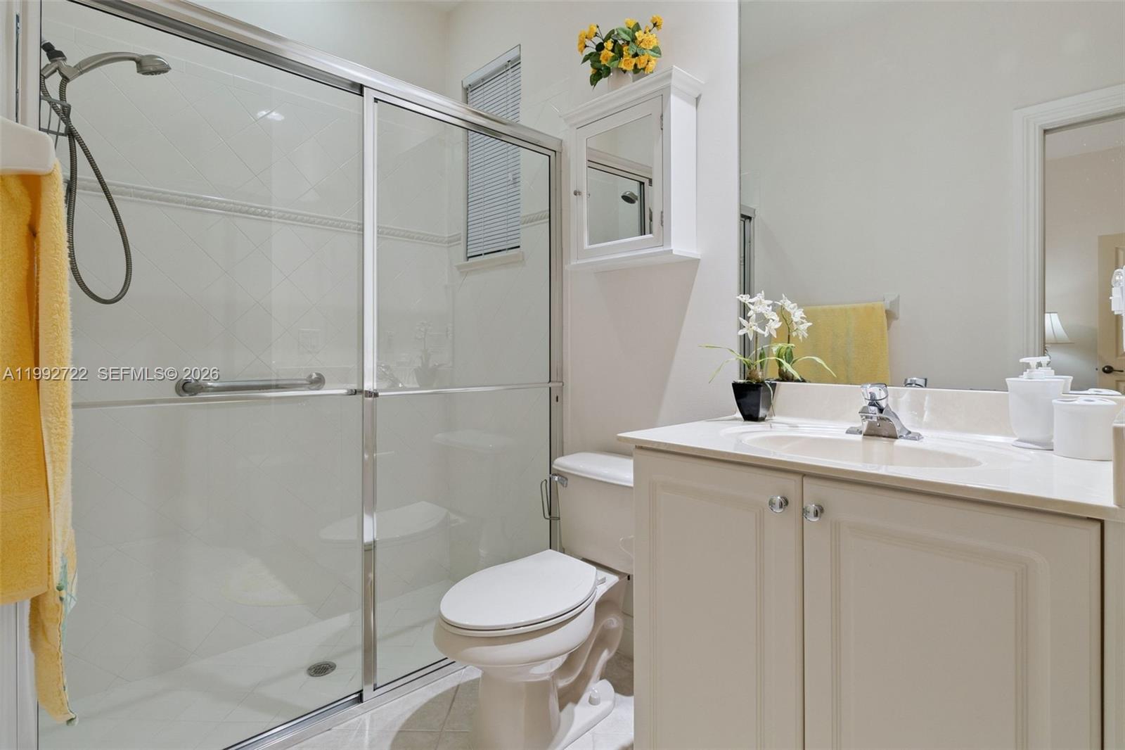 A11992722 Property Photo 26