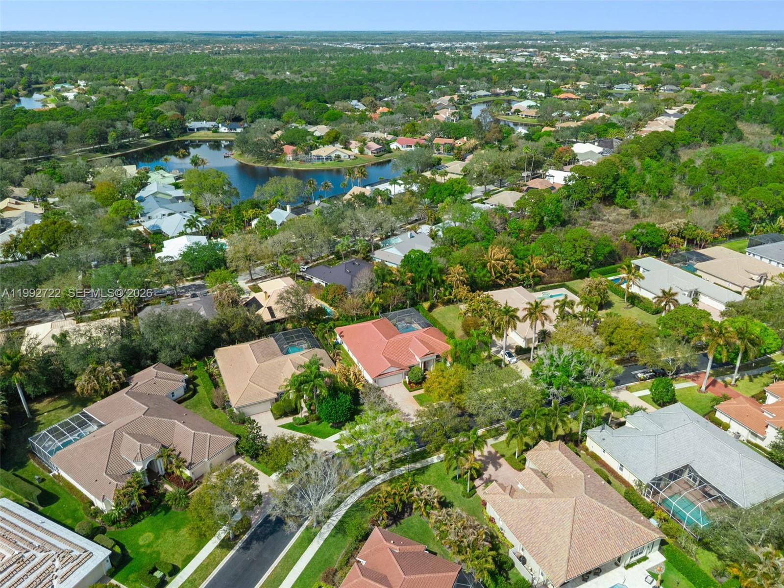 A11992722 Property Photo 40