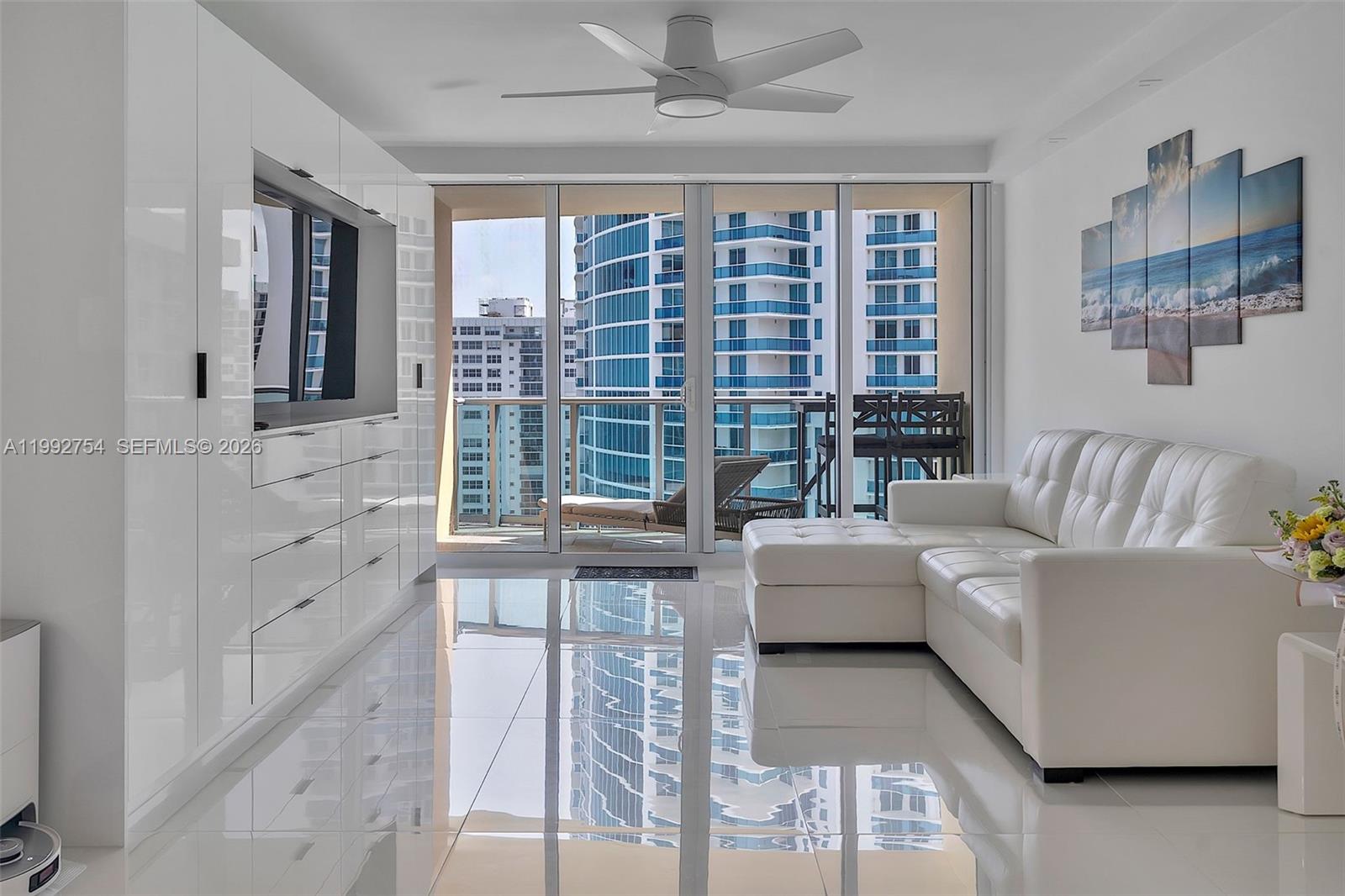 2501 S Ocean Drive 1515 Property Photo 6