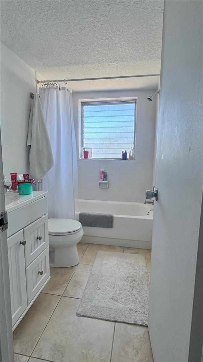 1425 Arthur 514b Property Photo 22