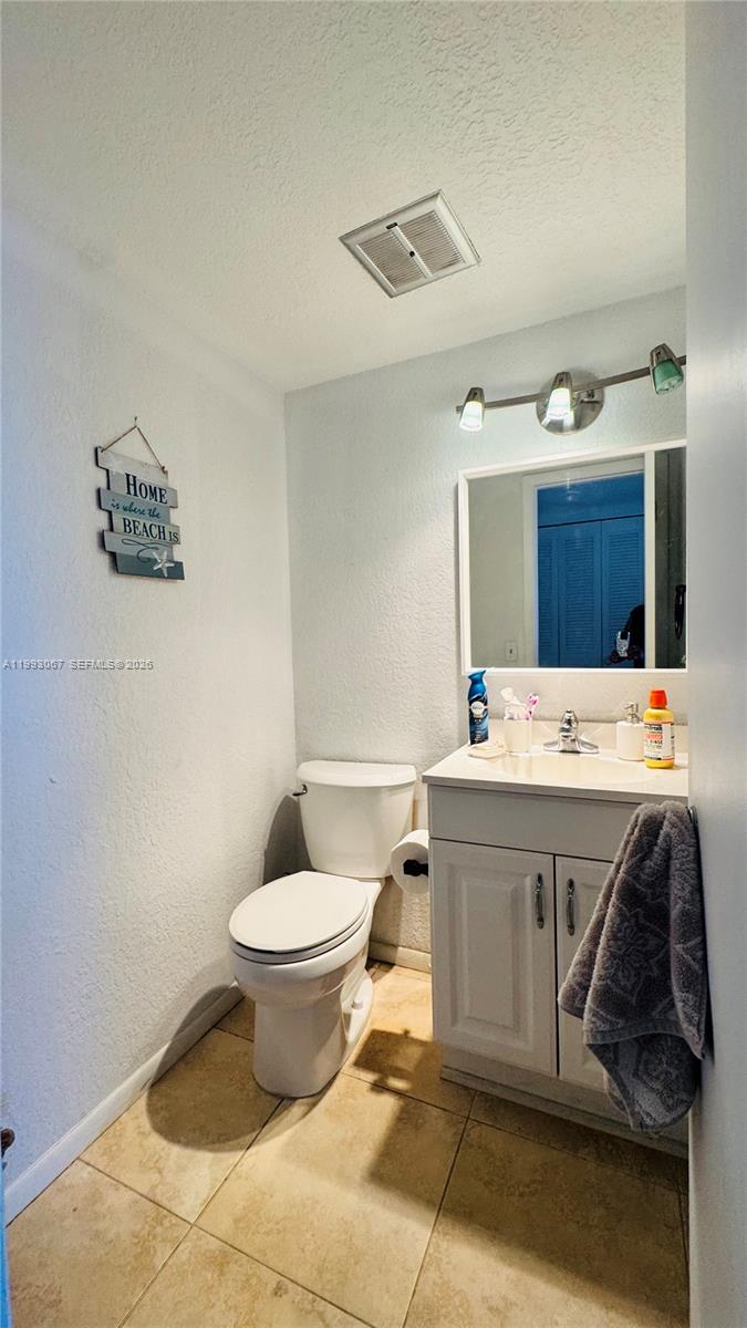 1425 Arthur 514b Property Photo 27