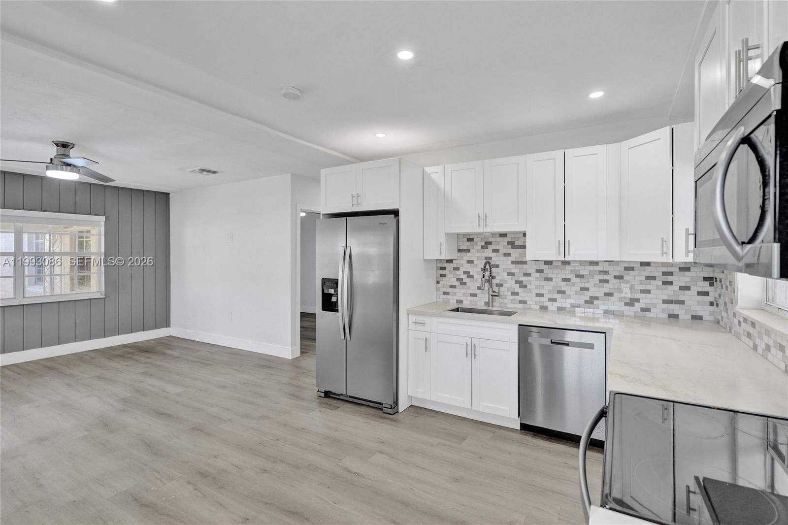 4326 NW 4th Street