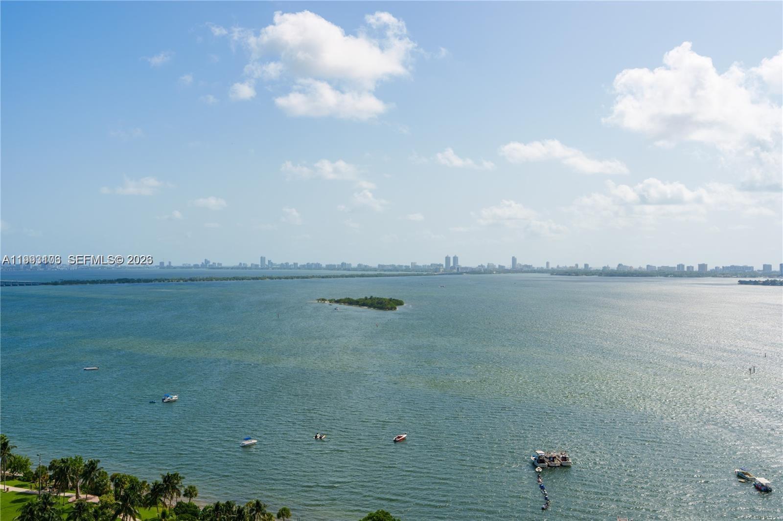 1750 N Bayshore Drive 2401 Property Photo 4