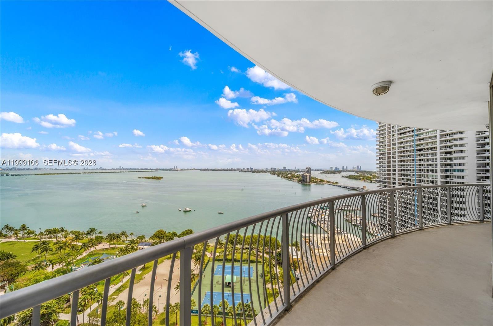 1750 N Bayshore Drive 2401 Property Photo 9