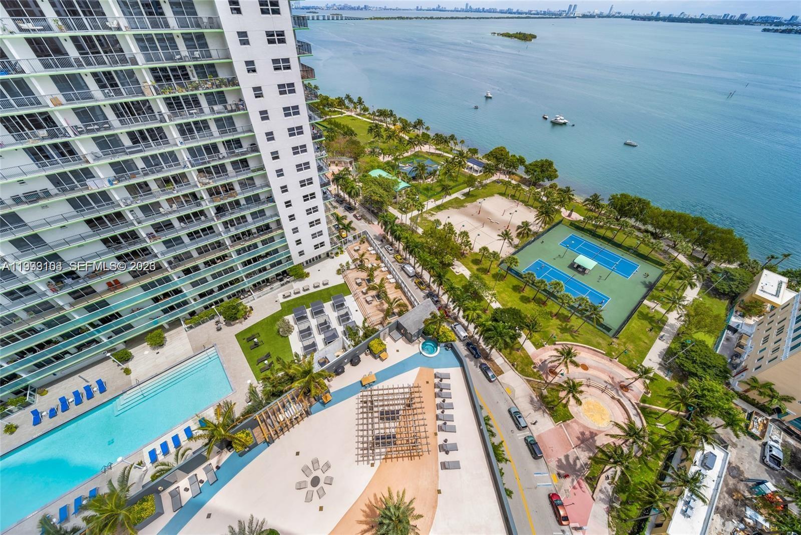 1750 N Bayshore Drive 2401 Property Photo 10