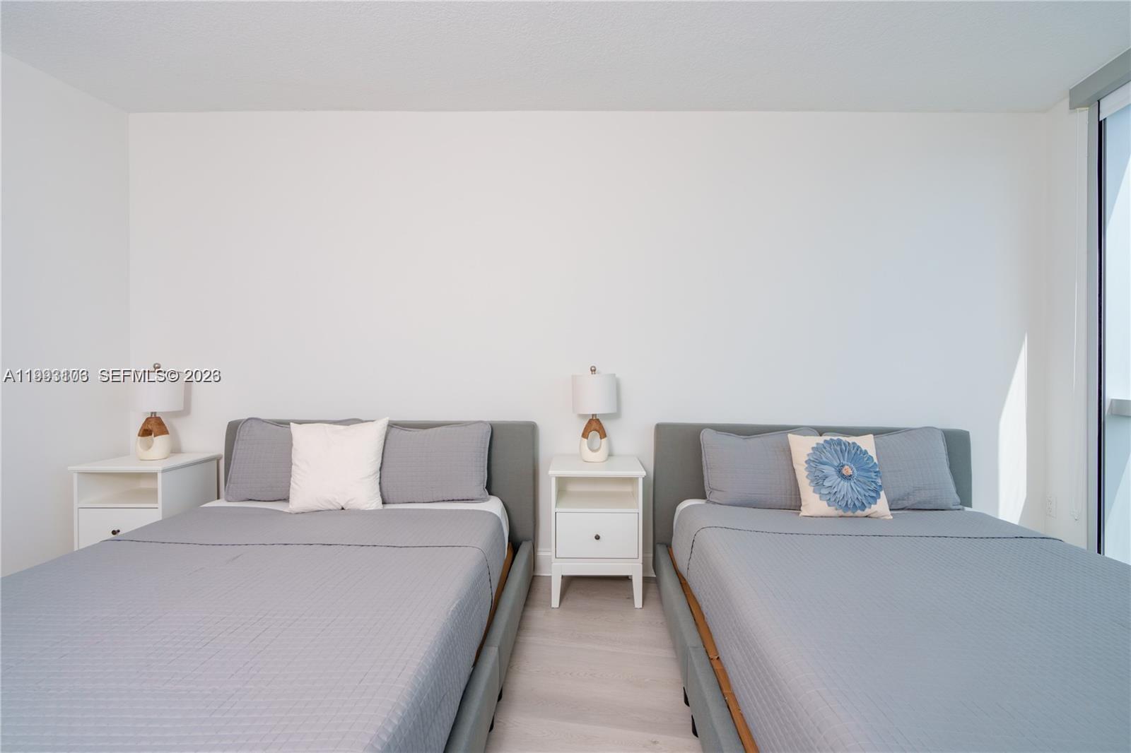 1750 N Bayshore Drive 2401 Property Photo 15
