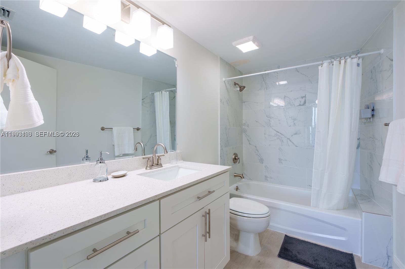 1750 N Bayshore Drive 2401 Property Photo 20