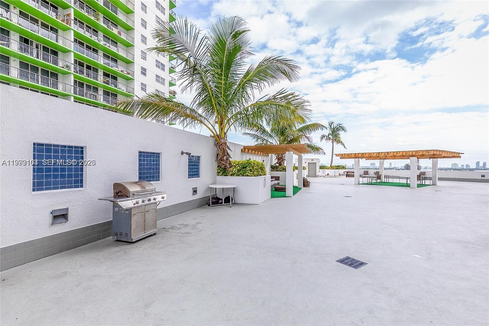 1750 N Bayshore Drive 2401 Property Photo 35