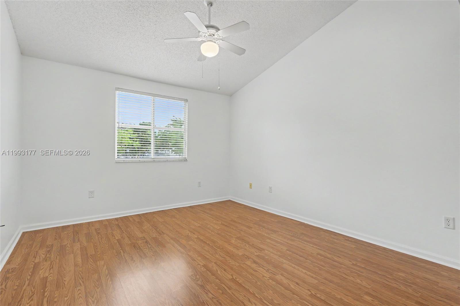 A11993177 Property Photo 47