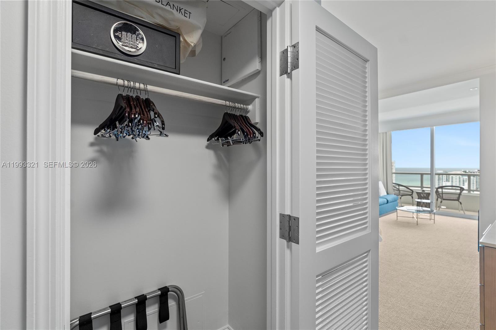 4401 Collins Avenue 2610/2612 Property Photo 60