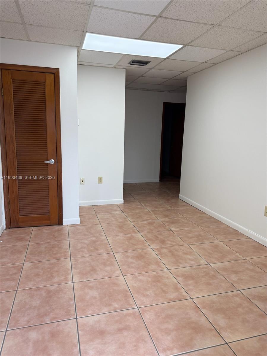 A11993488 Property Photo 3