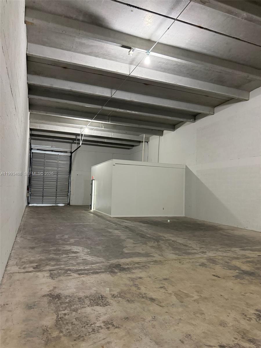 A11993488 Property Photo 12
