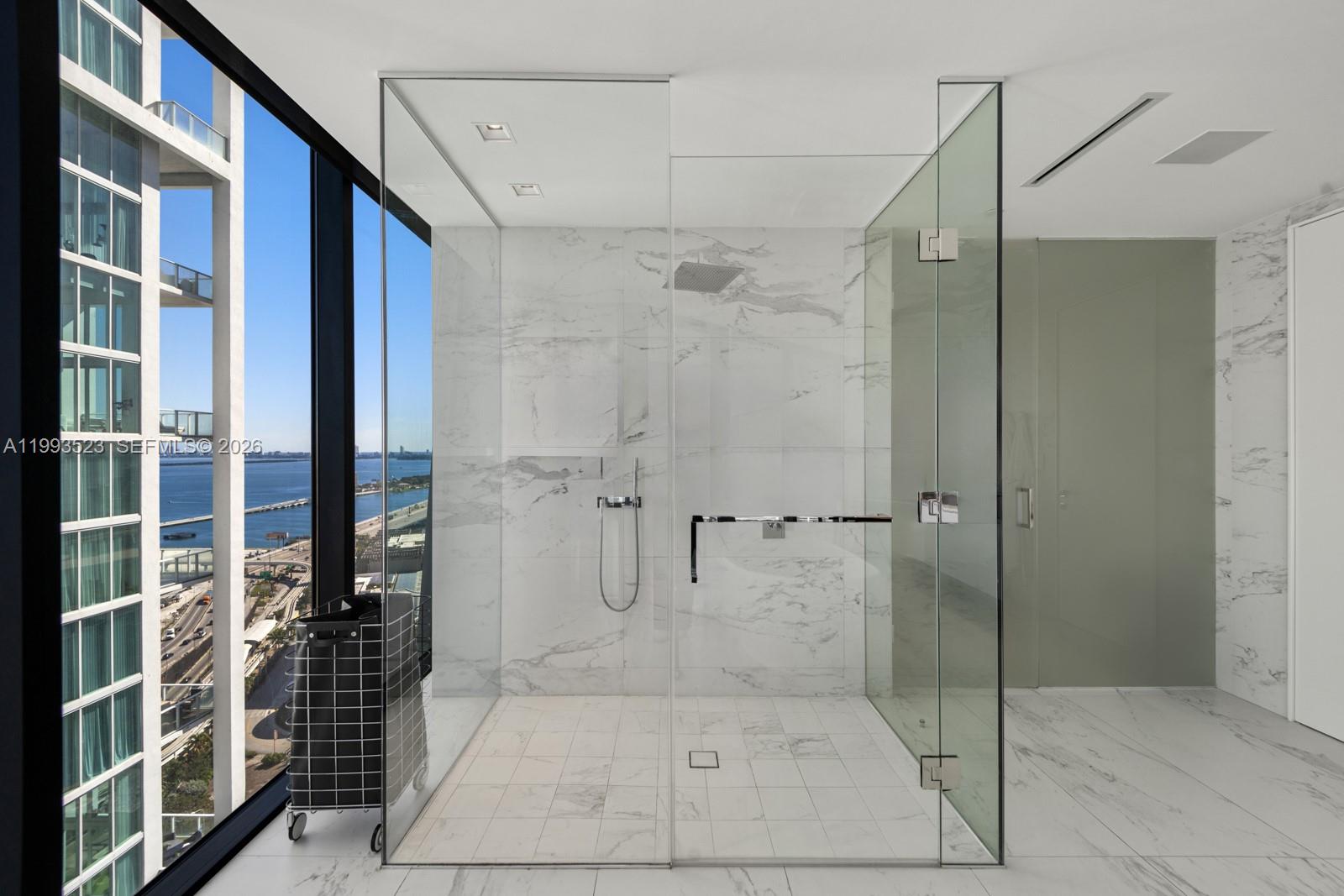 1000 Biscayne Boulevard 2702 Property Photo 42