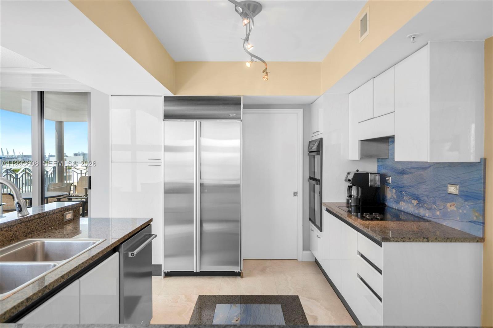 1500 Ocean Drive 702 Property Photo 5