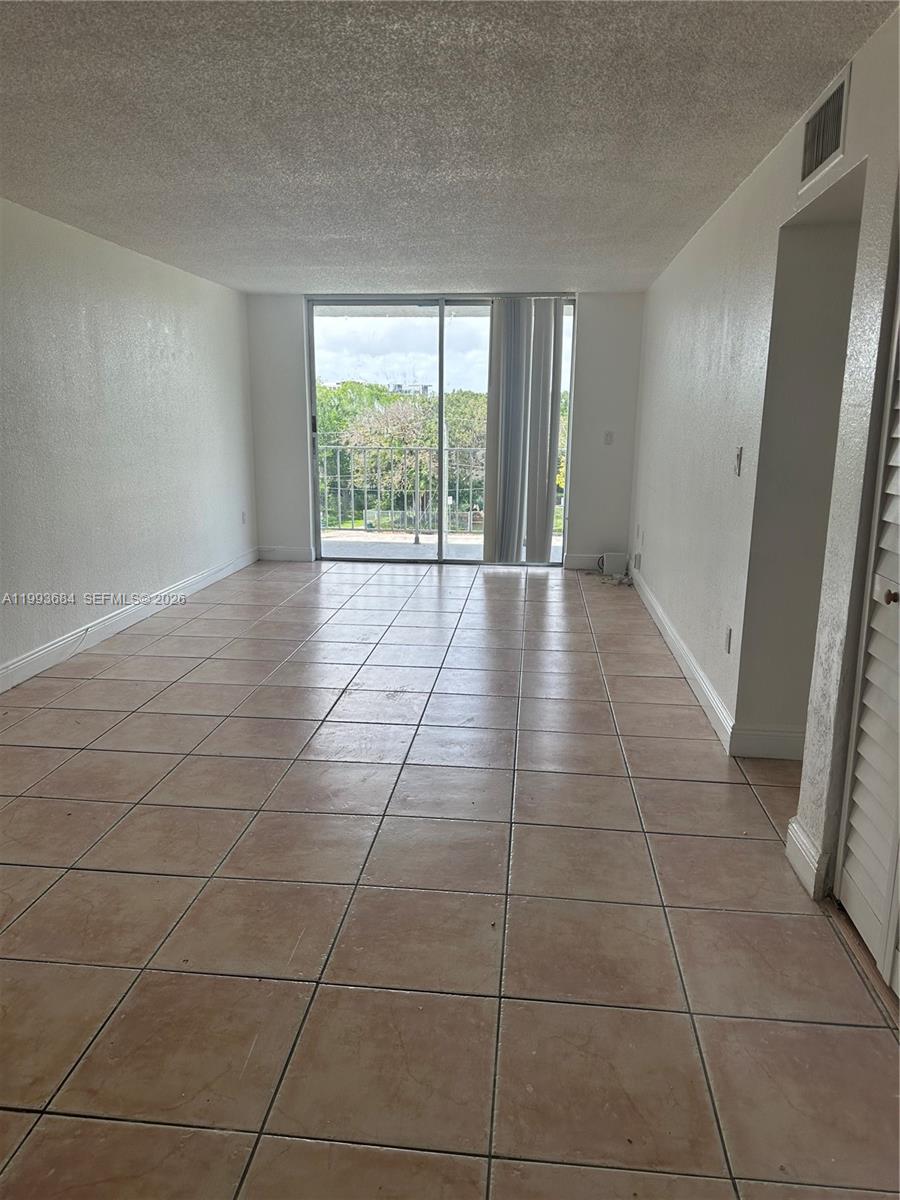 1805 Sans Souci Boulevard 404 Property Photo 1