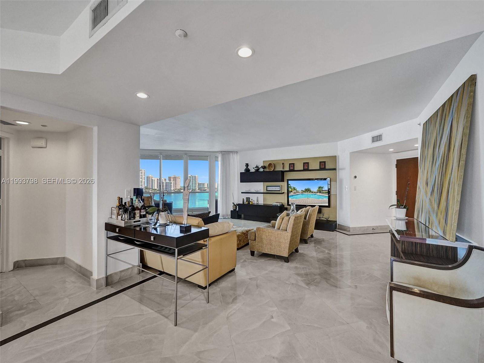 7000 Island Boulevard 1207 Property Photo 22
