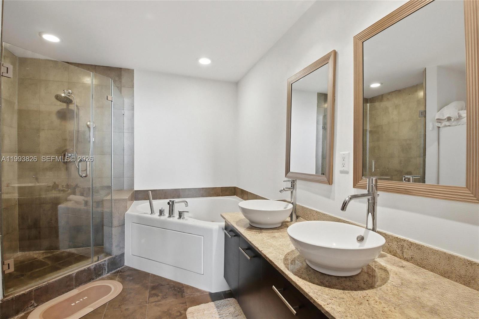 3029 Ne 188th Street 904 Property Photo 10