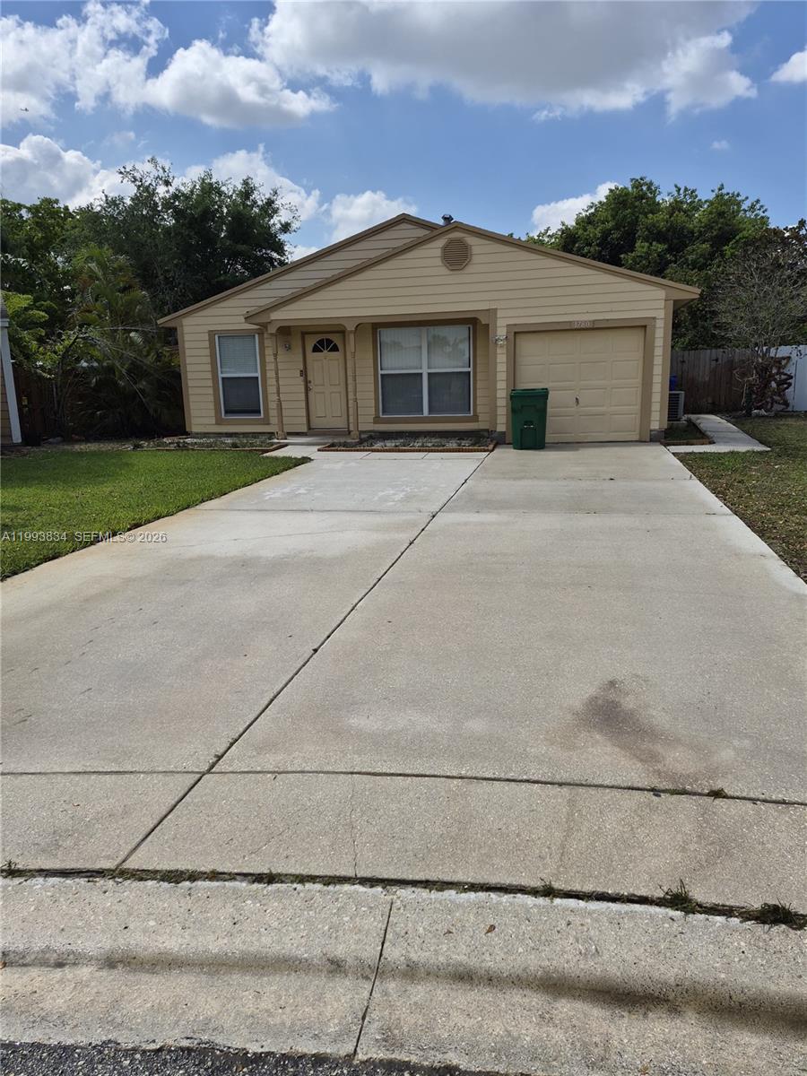 A11993834 Property Photo 2