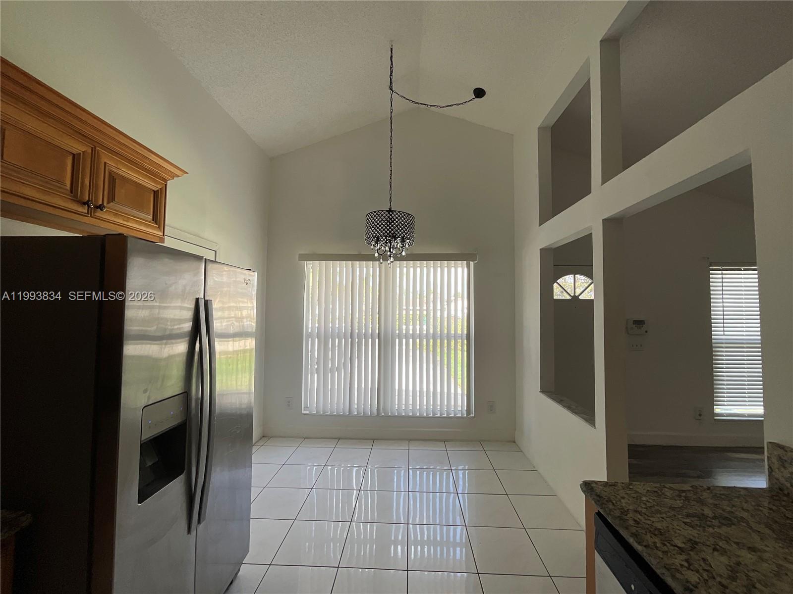 A11993834 Property Photo 5