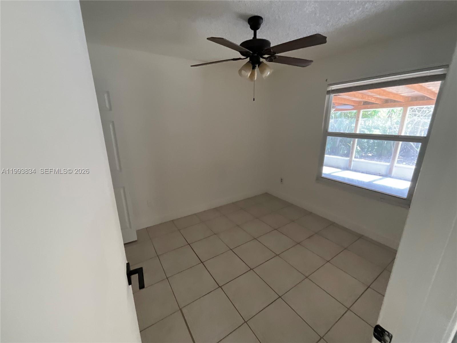 A11993834 Property Photo 14