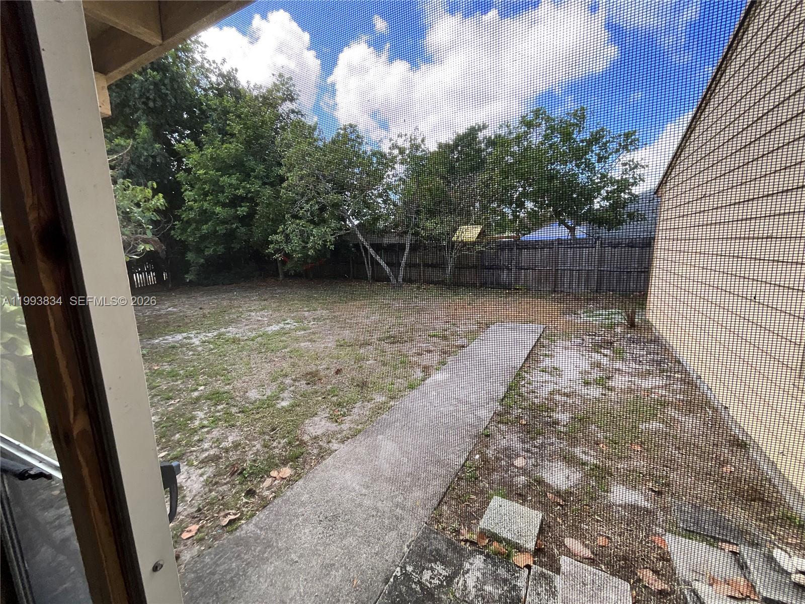 A11993834 Property Photo 22