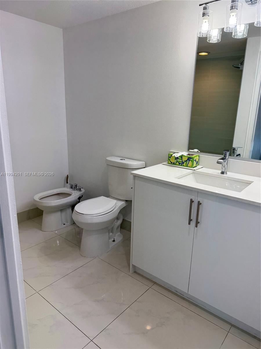 A11994201 Property Photo 8