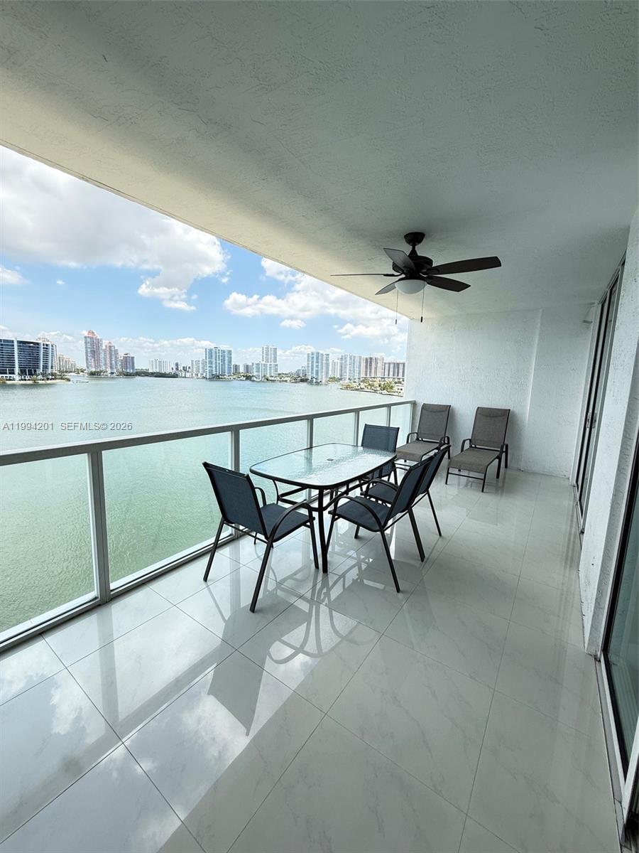 A11994201 Property Photo 12