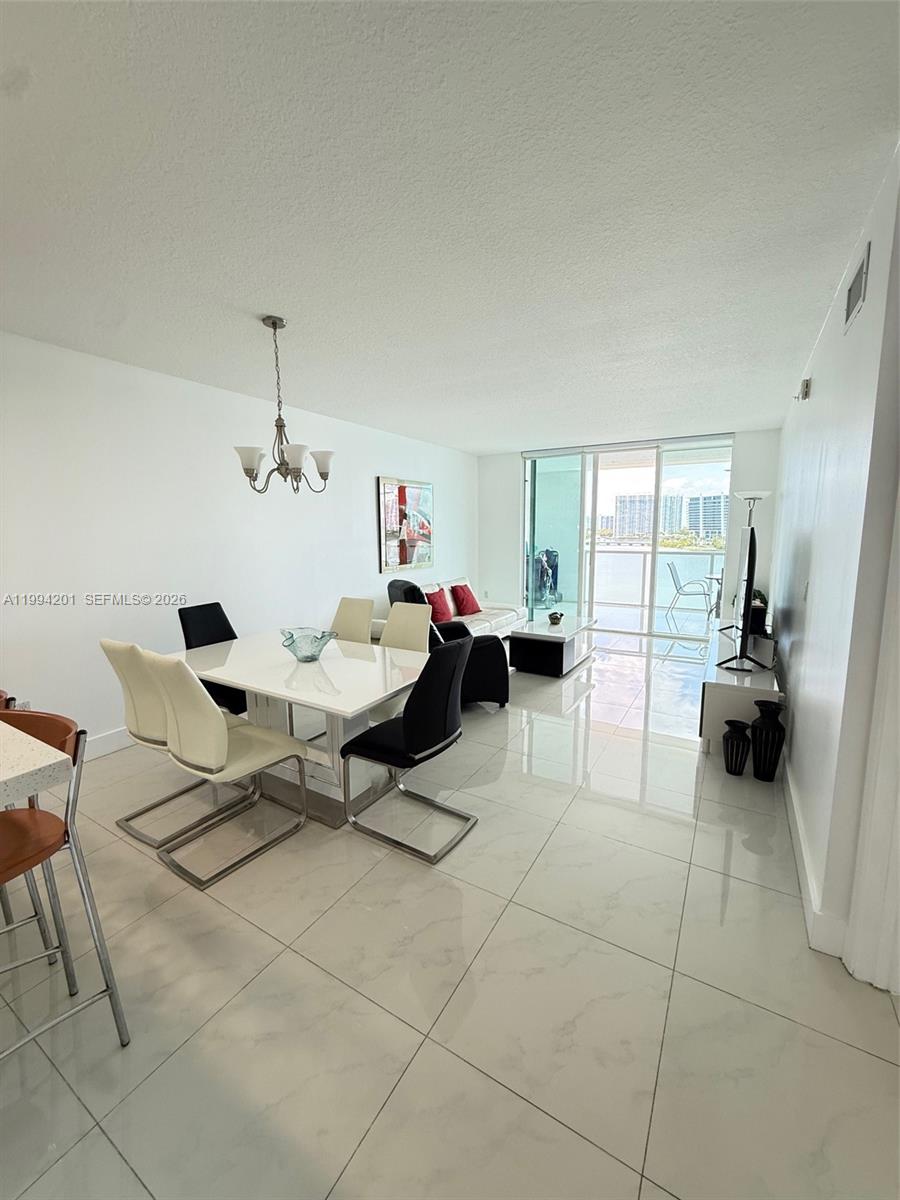 A11994201 Property Photo 15
