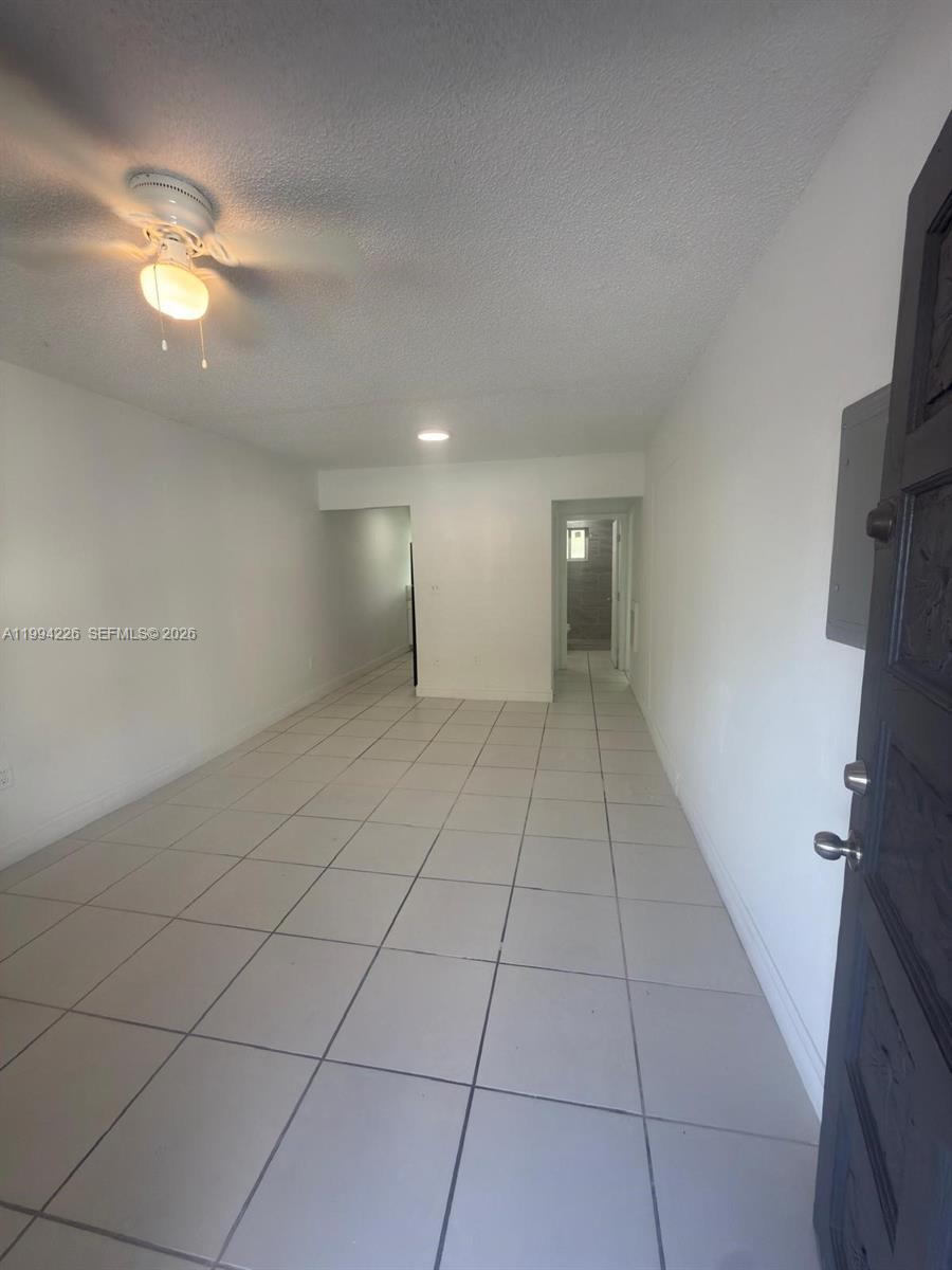 2622 Nw 24th Street 3b Property Photo 3