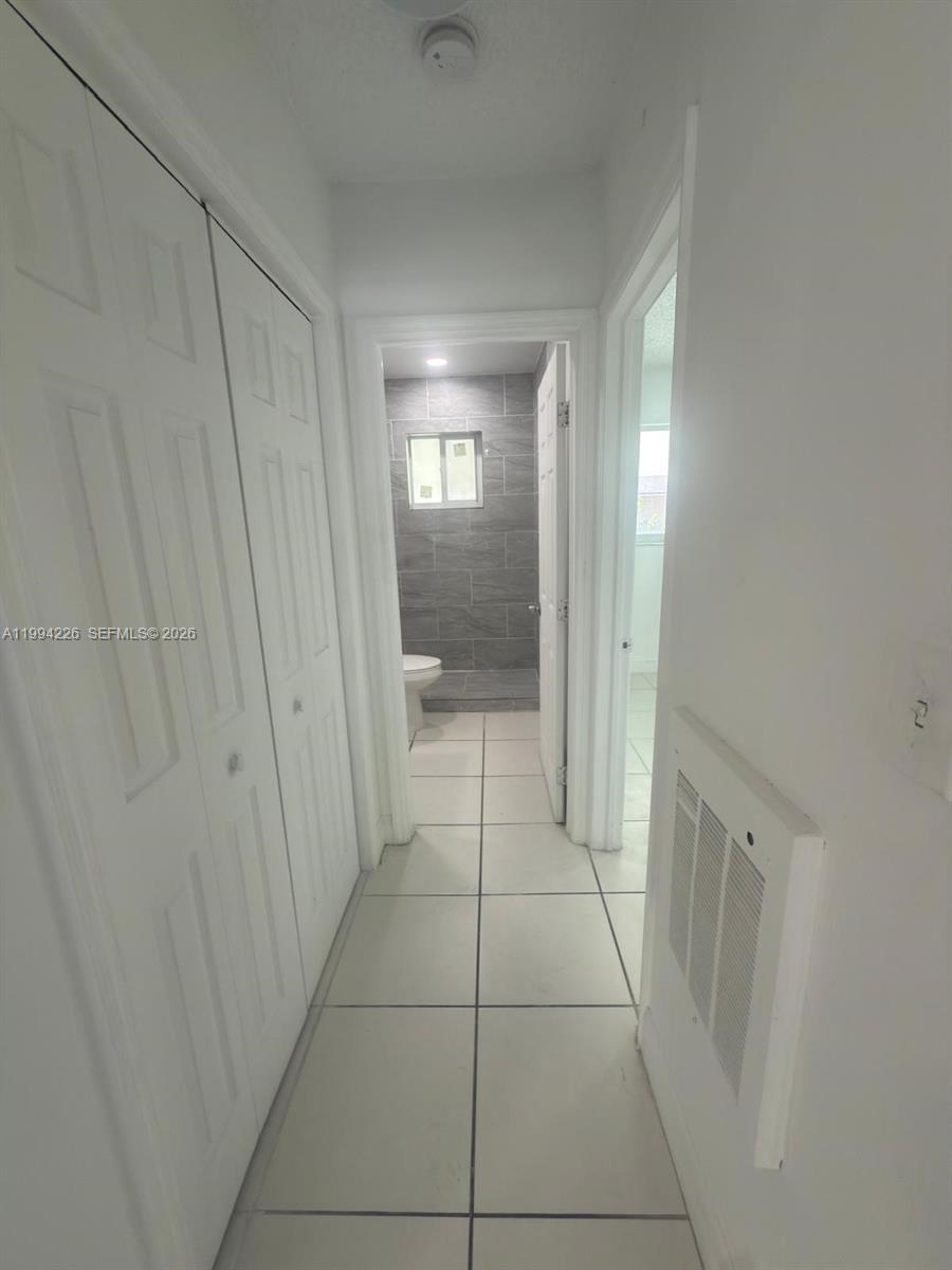 2622 Nw 24th Street 3b Property Photo 4