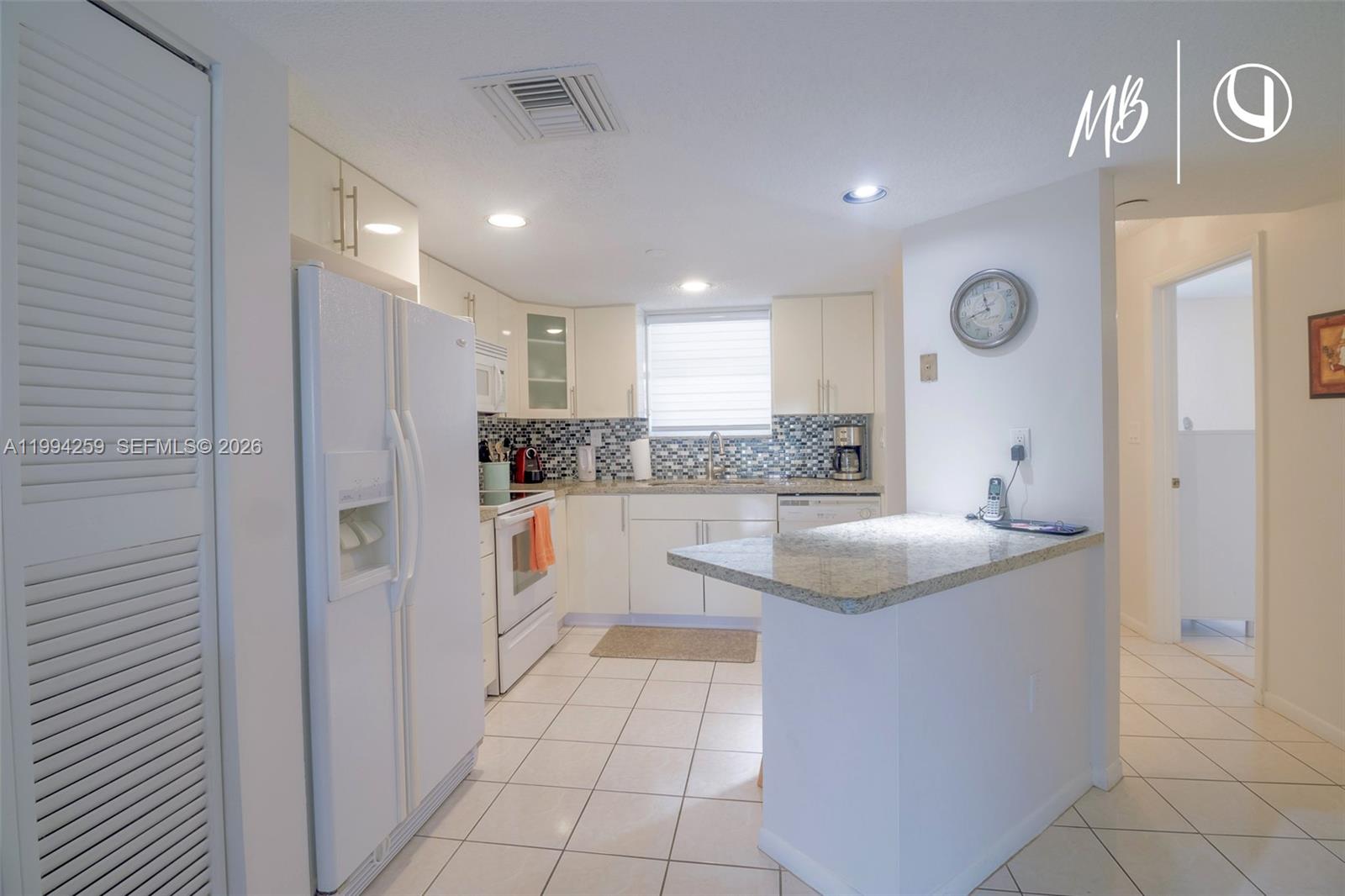 A11994259 Property Photo 9