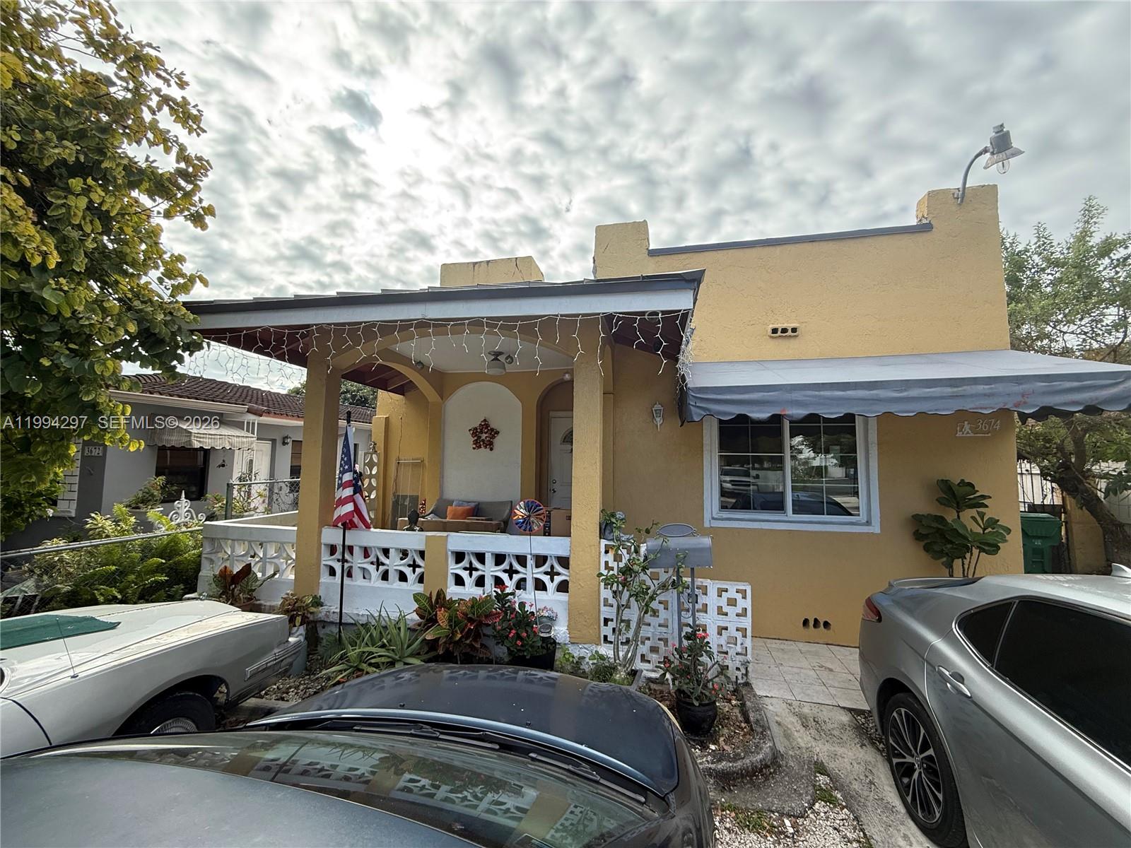 3674 Sw 25th Street Property Photo 1