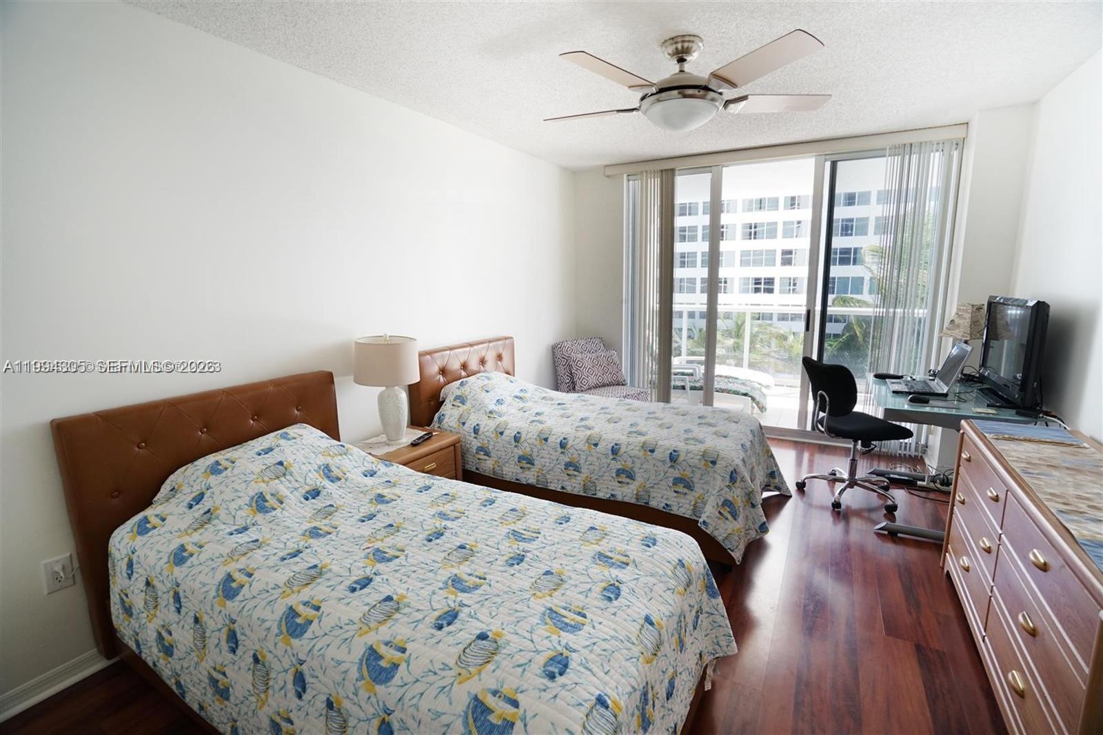 16711 Collins Avenue 601 Property Photo 8
