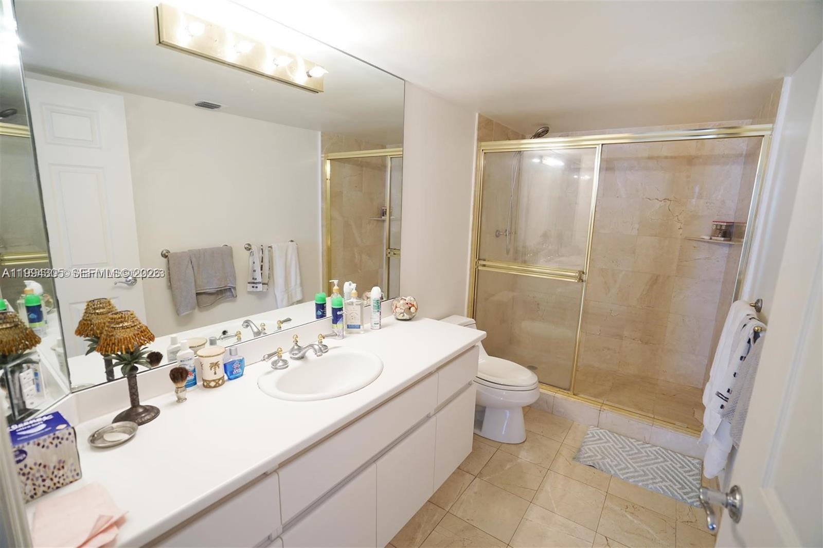 16711 Collins Avenue 601 Property Photo 9