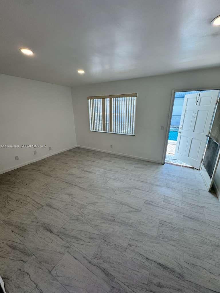30 Se 4th Avenue 109 Property Photo 10