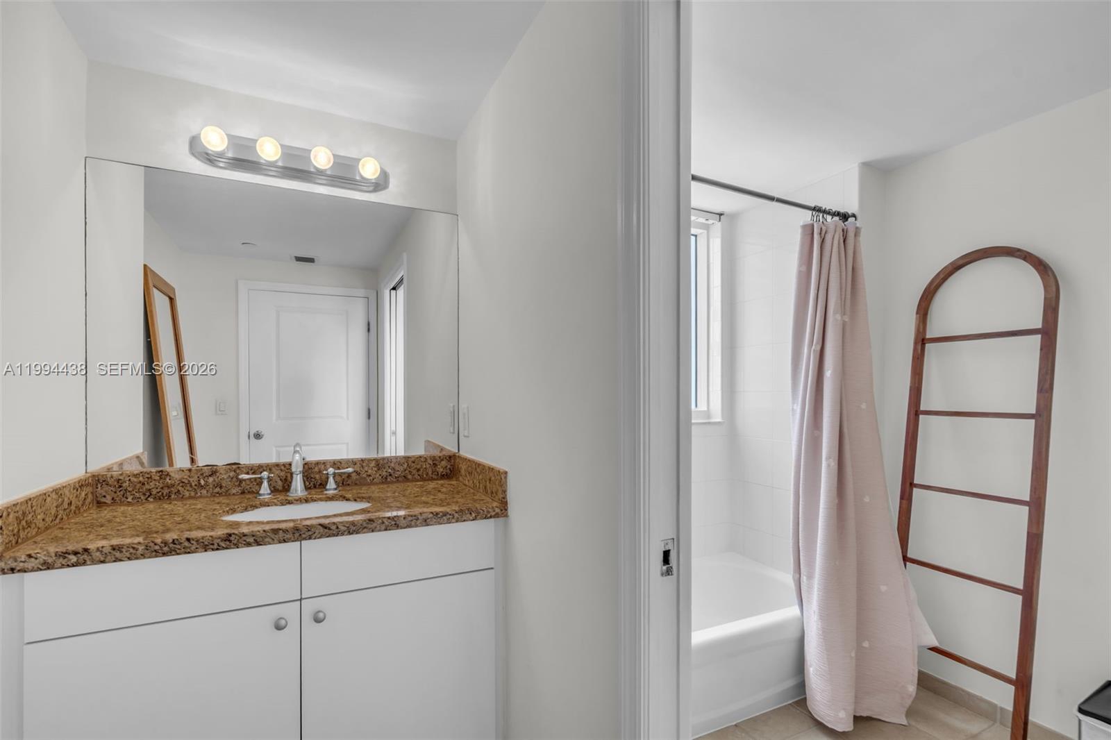 1250 S Miami Avenue 3206 Property Photo 6