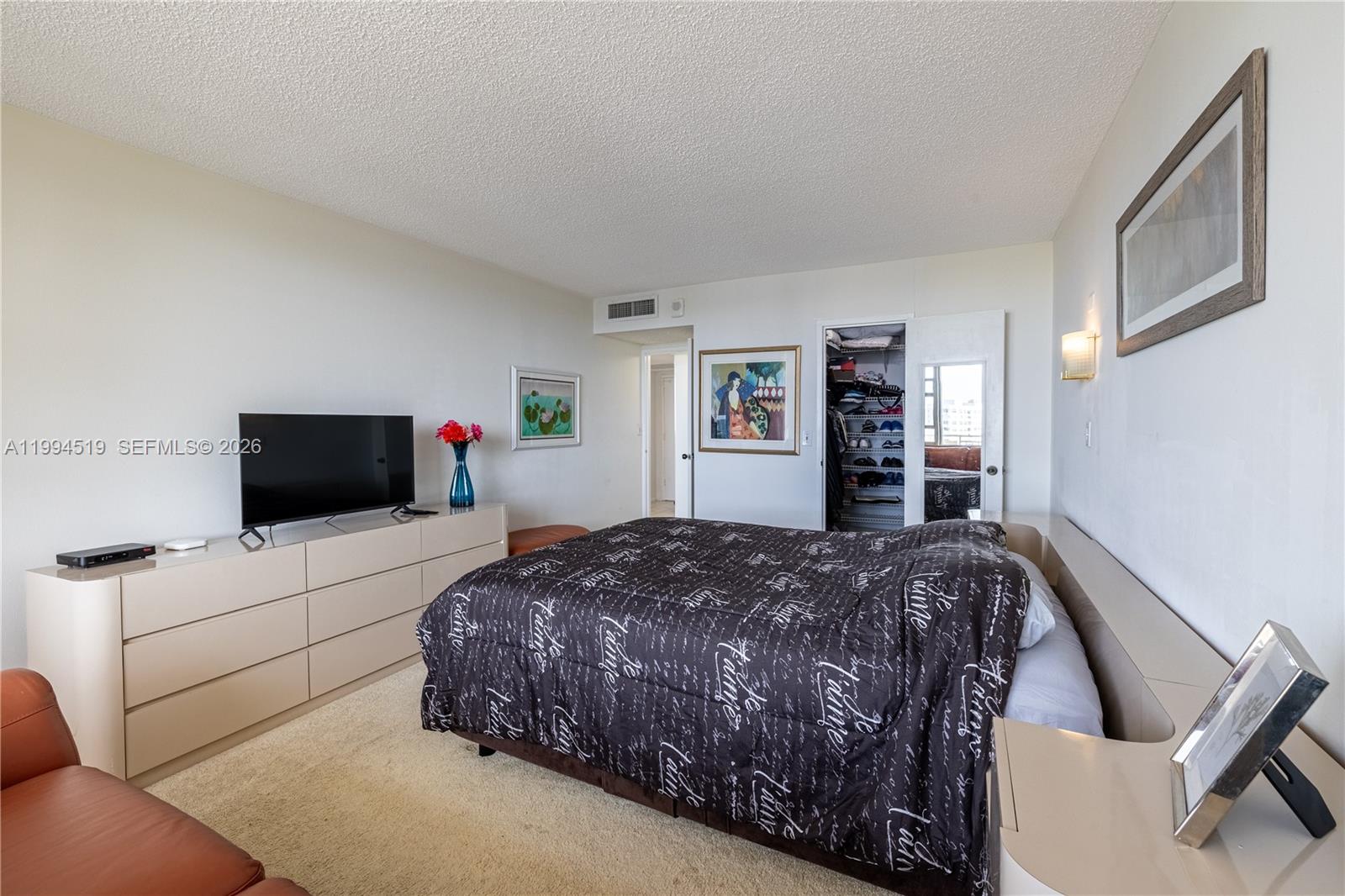 3180 S Ocean Drive 718 Property Photo 12