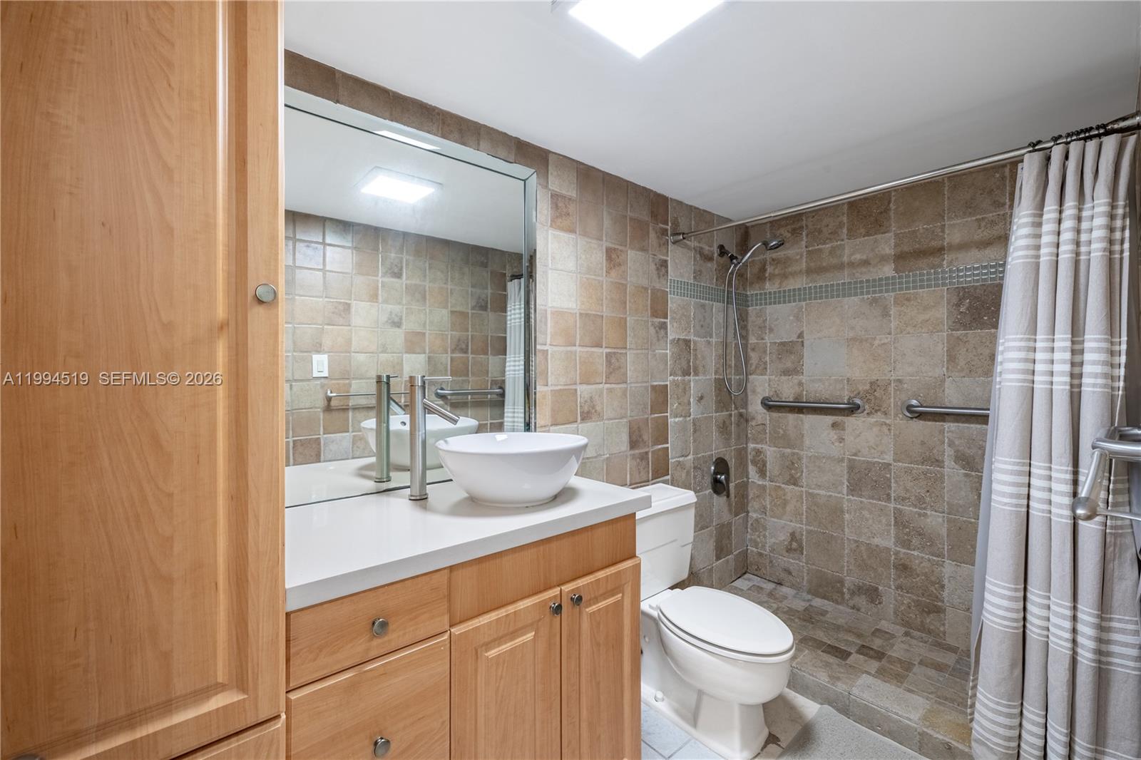 3180 S Ocean Drive 718 Property Photo 14