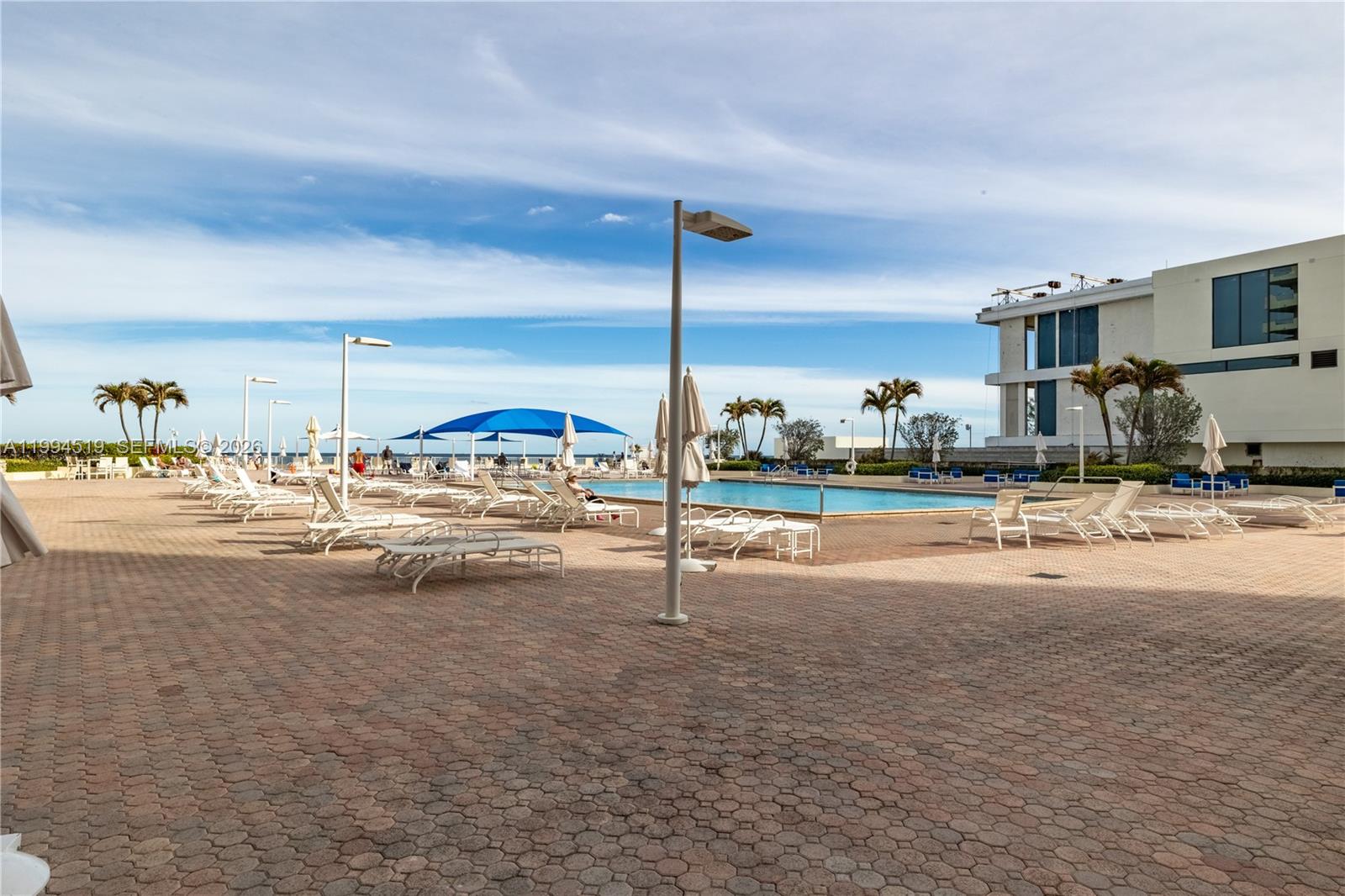 3180 S Ocean Drive 718 Property Photo 18